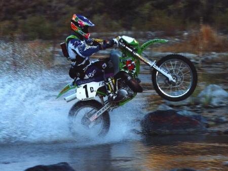 moto sur leau
